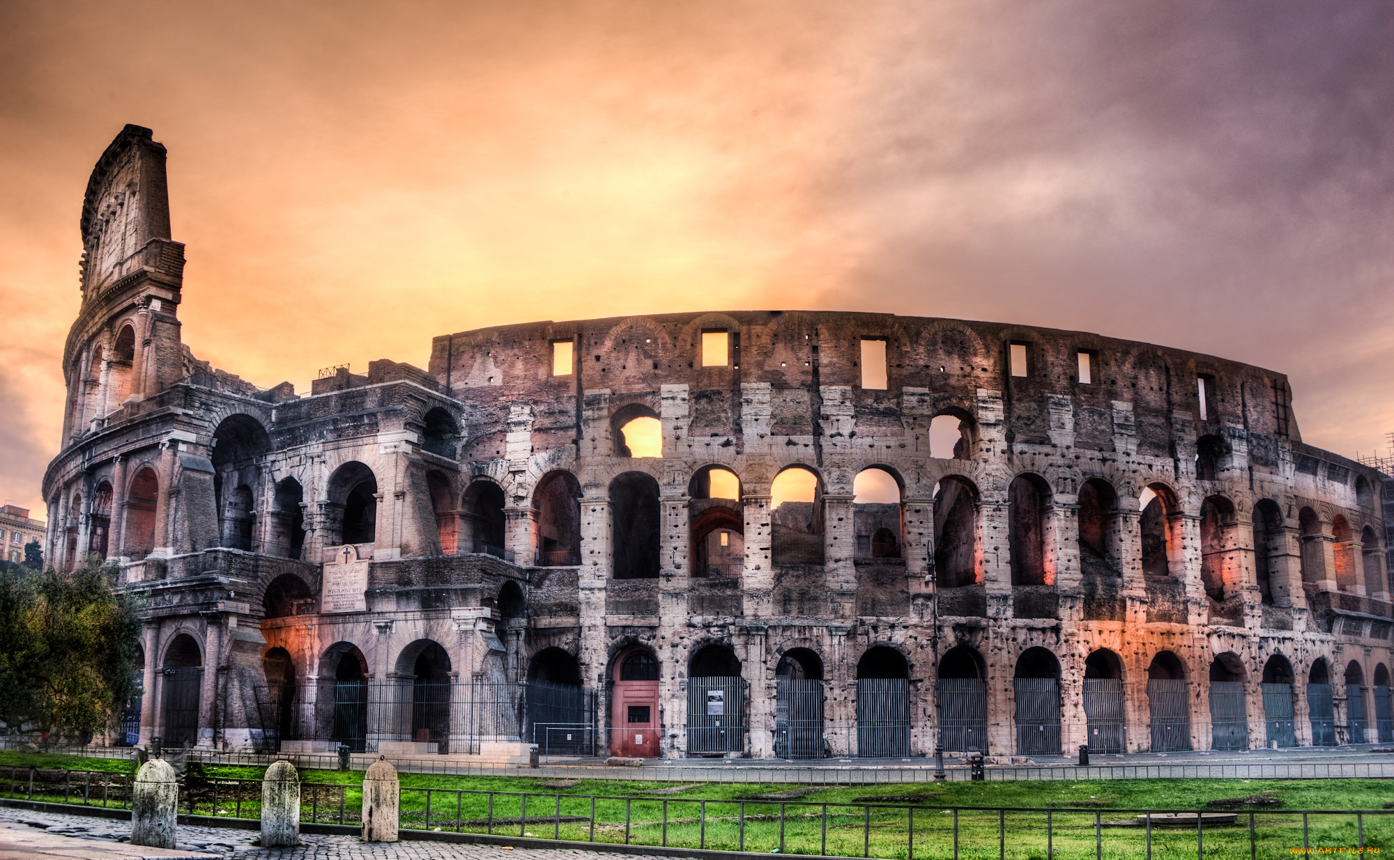 colosseum- sunrise , roma, , ,   , , , 